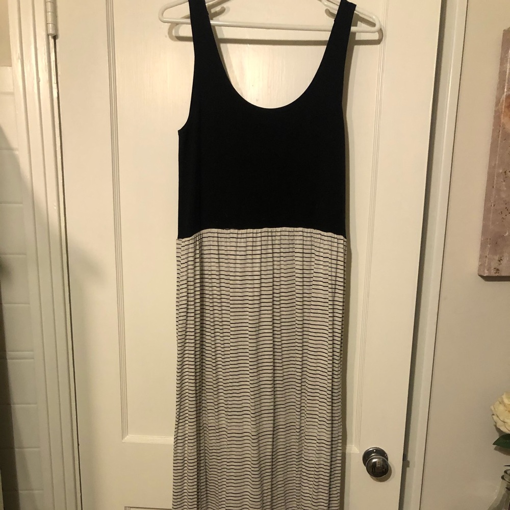 Black and white maxi dress L/XL